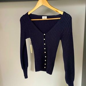 Aritzia beautiful sweater